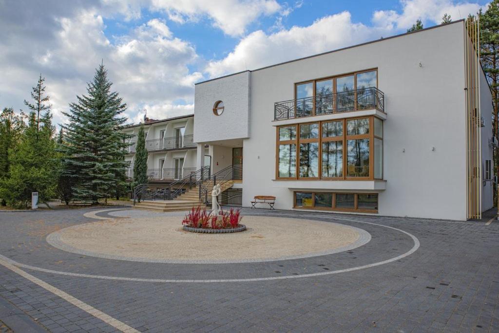 Hotel Gosciniec Nad Zalewem Sosina Jaworzno Exteriér fotografie