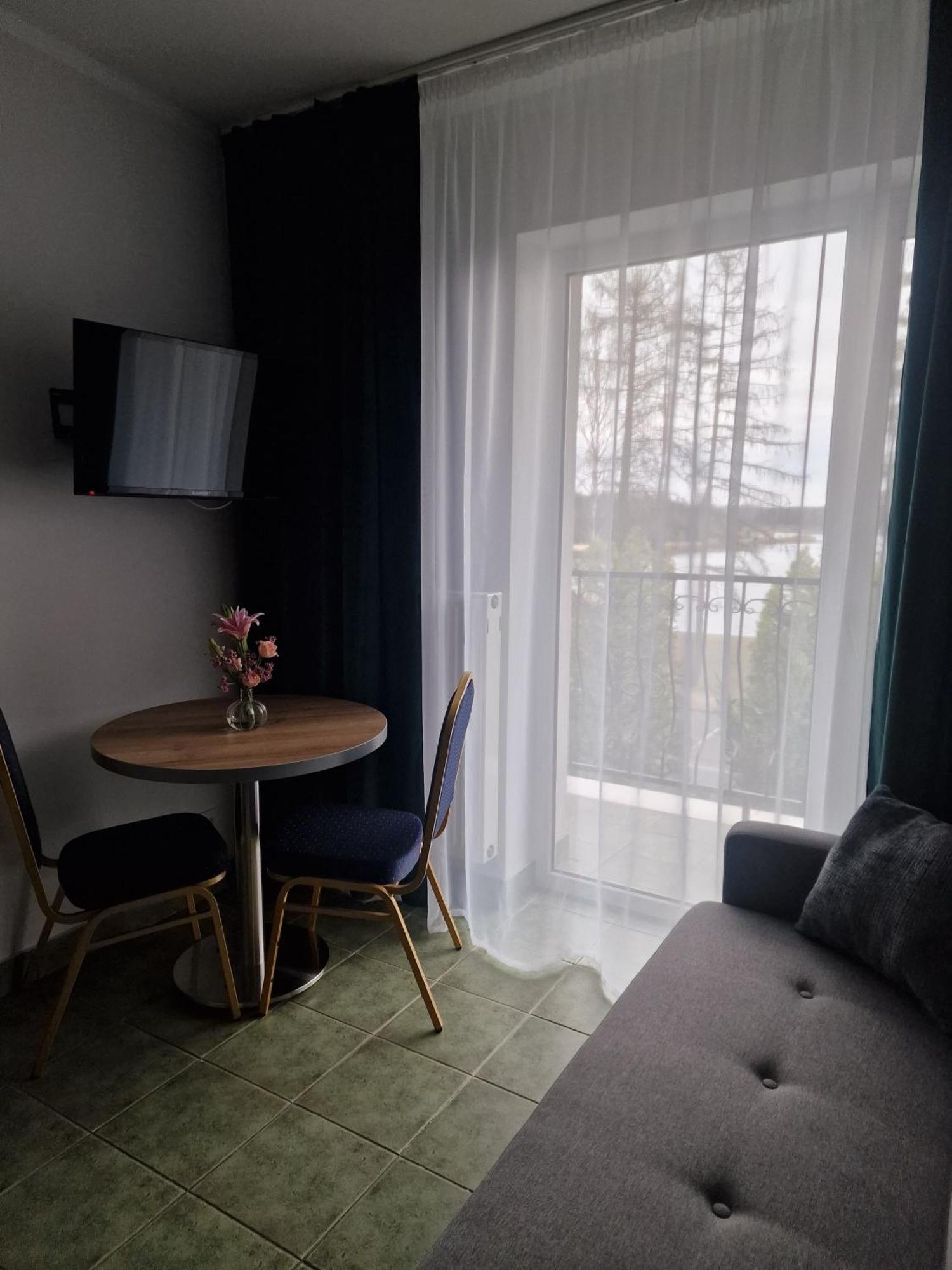 Hotel Gosciniec Nad Zalewem Sosina Jaworzno Exteriér fotografie